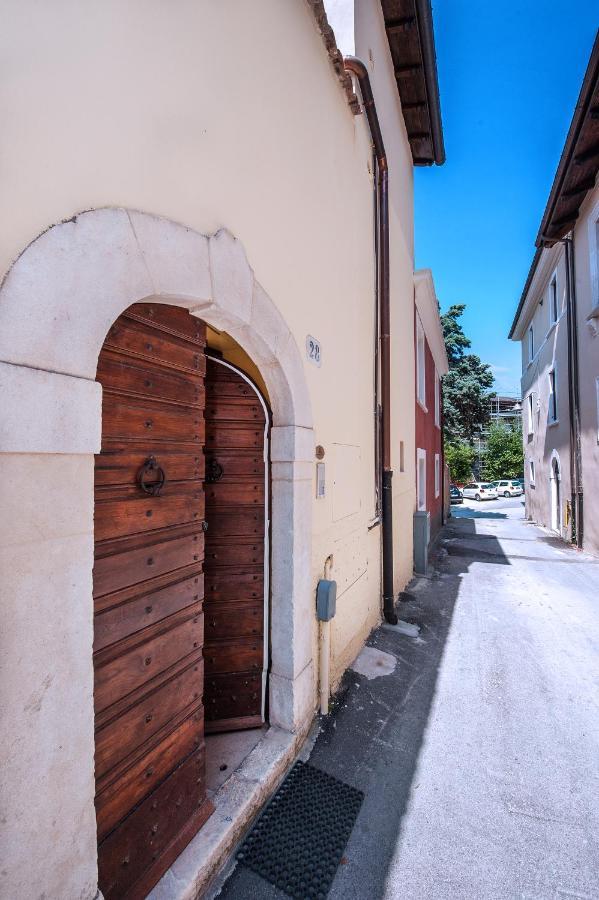 B&B Bone Novelle Dimora Storica Palazzo Zuzi L'Aquila Exterior photo