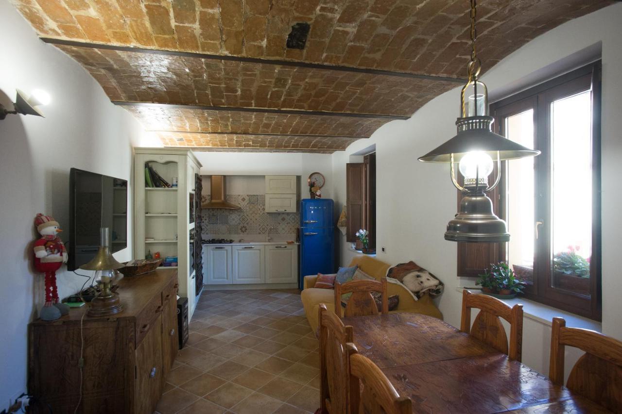 B&B Bone Novelle Dimora Storica Palazzo Zuzi L'Aquila Exterior photo